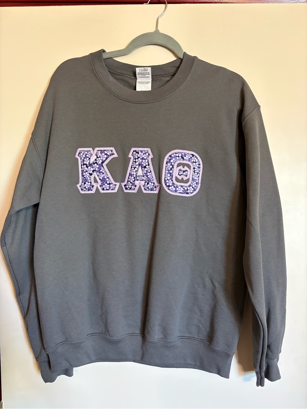 Gildan Kappa Alpha Theta Embroidered Crewneck Sweatshirt